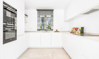 2 villas de luxe contemporaines à vendre, situées côte à côte à seulement 400 m de la plage à Casares, Costa del Sol 788080 