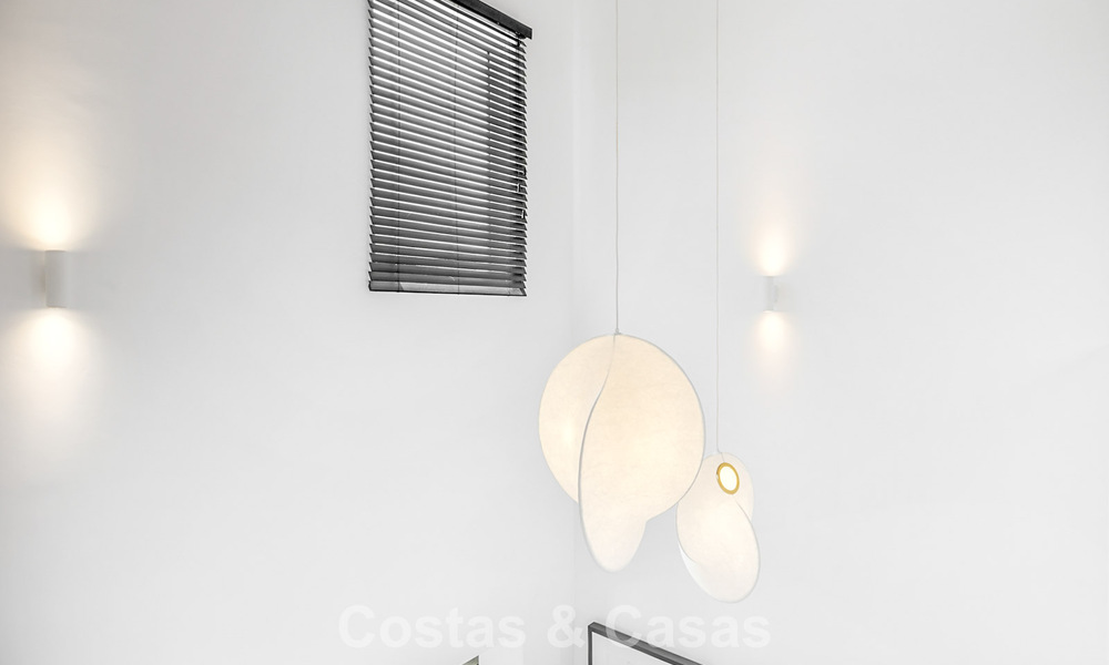 2 villas de luxe contemporaines à vendre, situées côte à côte à seulement 400 m de la plage à Casares, Costa del Sol 788101