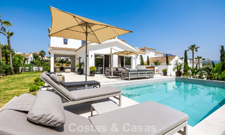 2 villas de luxe contemporaines à vendre, situées côte à côte à seulement 400 m de la plage à Casares, Costa del Sol 788102 