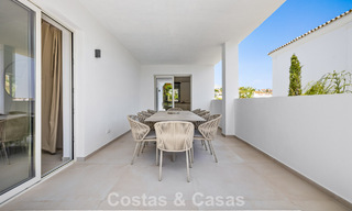 2 villas de luxe contemporaines à vendre, situées côte à côte à seulement 400 m de la plage à Casares, Costa del Sol 788115 