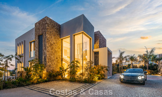 Villa de luxe moderniste avec vue sur la mer à vendre sur le Golden Mile de Marbella 788159 