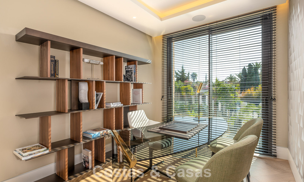 Villa de luxe moderniste avec vue sur la mer à vendre sur le Golden Mile de Marbella 788170