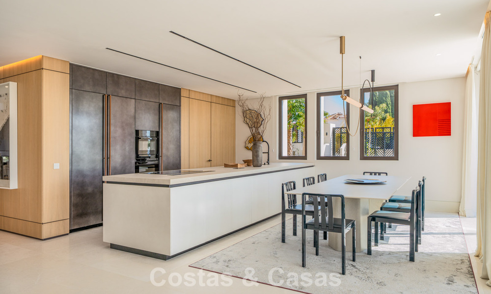 Villa de luxe moderniste avec vue sur la mer à vendre sur le Golden Mile de Marbella 788184