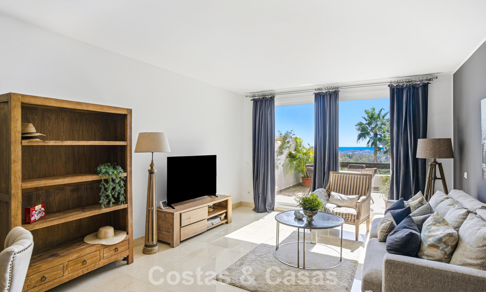 Appartements à vendre dans une résidence sécurisée à Nueva Andalucia, Marbella 788751