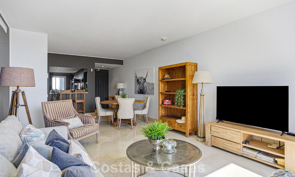 Appartements à vendre dans une résidence sécurisée à Nueva Andalucia, Marbella 788756