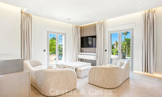 Magnifique villa néoclassique à vendre dans le prestigieux domaine privé et sécurisé de Sierra Blanca, Marbella 788193 
