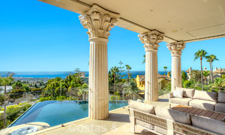 Magnifique villa néoclassique à vendre dans le prestigieux domaine privé et sécurisé de Sierra Blanca, Marbella 788202 
