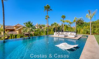 Magnifique villa néoclassique à vendre dans le prestigieux domaine privé et sécurisé de Sierra Blanca, Marbella 788207 