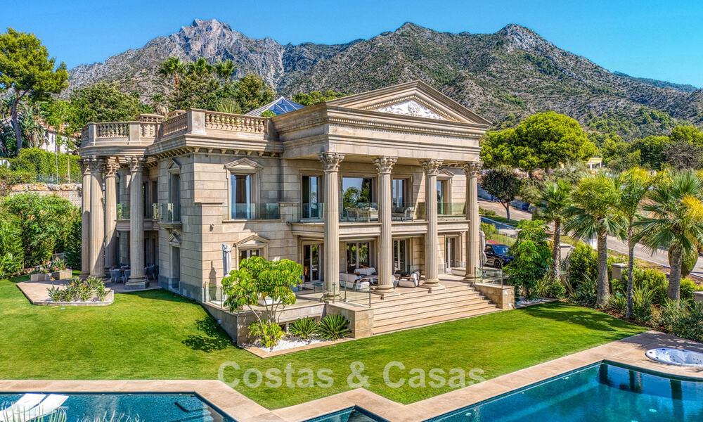 Magnifique villa néoclassique à vendre dans le prestigieux domaine privé et sécurisé de Sierra Blanca, Marbella 788212