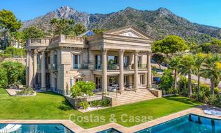 Magnifique villa néoclassique à vendre dans le prestigieux domaine privé et sécurisé de Sierra Blanca, Marbella 788212 