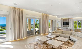 Magnifique villa néoclassique à vendre dans le prestigieux domaine privé et sécurisé de Sierra Blanca, Marbella 788218 