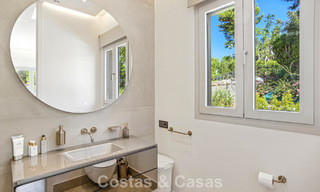 Magnifique villa néoclassique à vendre dans le prestigieux domaine privé et sécurisé de Sierra Blanca, Marbella 788223 