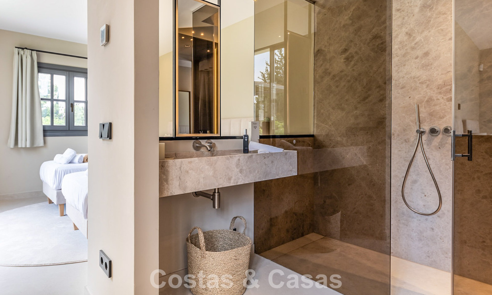 Magnifique villa de luxe à l'architecture andalouse intemporelle, à vendre sur le Nouveau Golden Mile, entre Marbella et Estepona 788340