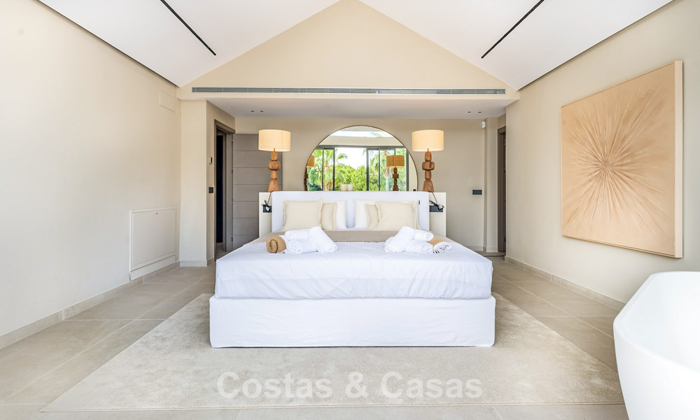 Magnifique villa de luxe à l'architecture andalouse intemporelle, à vendre sur le Nouveau Golden Mile, entre Marbella et Estepona 788348