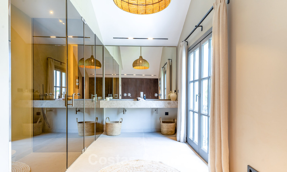 Magnifique villa de luxe à l'architecture andalouse intemporelle, à vendre sur le Nouveau Golden Mile, entre Marbella et Estepona 788349