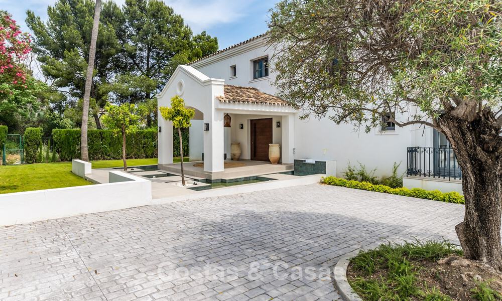 Magnifique villa de luxe à l'architecture andalouse intemporelle, à vendre sur le Nouveau Golden Mile, entre Marbella et Estepona 788357