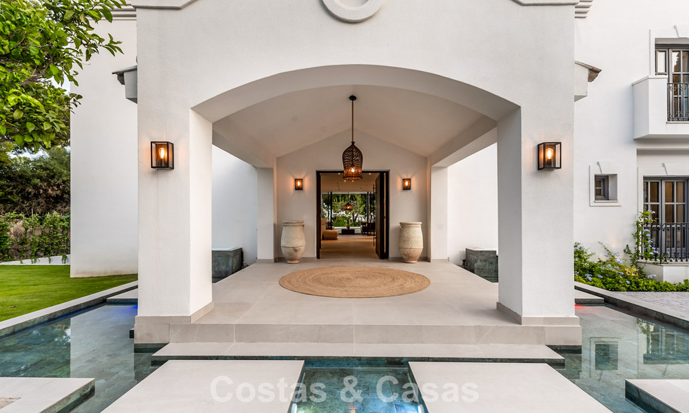 Magnifique villa de luxe à l'architecture andalouse intemporelle, à vendre sur le Nouveau Golden Mile, entre Marbella et Estepona 788365