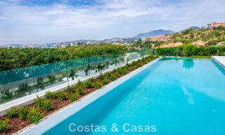 Villa de luxe haut de gamme avec vue panoramique sur la mer à vendre dans un complexe prestigieux, Benahavis - Marbella 788392 