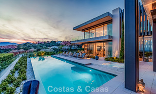 Villa de luxe haut de gamme avec vue panoramique sur la mer à vendre dans un complexe prestigieux, Benahavis - Marbella 788434 