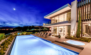 Villa de luxe haut de gamme avec vue panoramique sur la mer à vendre dans un complexe prestigieux, Benahavis - Marbella 788436 