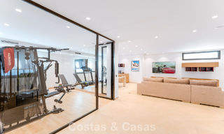 Villa de luxe élégamment rénovée à vendre dans un prestigieux quartier golfique de Nueva Andalucia, Marbella 788467 