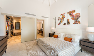 Villa de luxe élégamment rénovée à vendre dans un prestigieux quartier golfique de Nueva Andalucia, Marbella 788473 