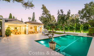 Villa de luxe élégamment rénovée à vendre dans un prestigieux quartier golfique de Nueva Andalucia, Marbella 788485 