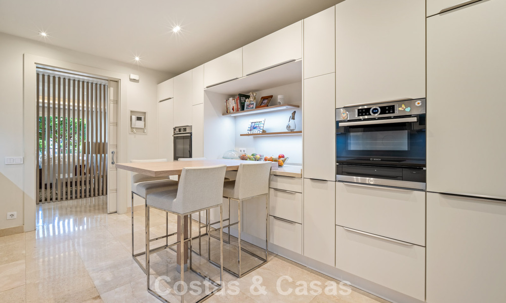 Appartement double prêt à emménager à vendre sur le Golden Mile de Marbella 788495