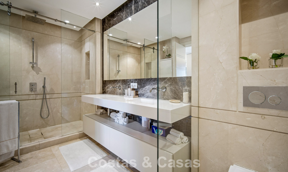 Appartement double prêt à emménager à vendre sur le Golden Mile de Marbella 788525