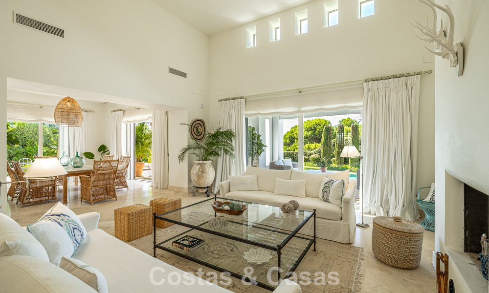 Villa espagnole moderne, prête à emménager, à vendre, entourée de parcours de golf de renom sur la Costa del Sol 788274