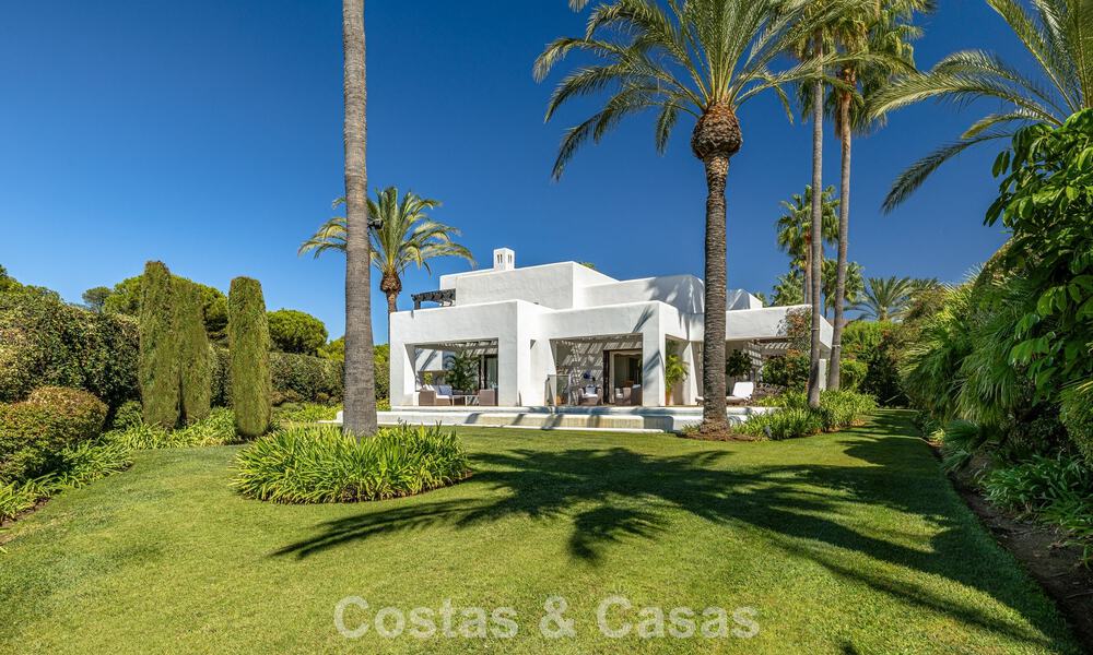 Villa espagnole moderne, prête à emménager, à vendre, entourée de parcours de golf de renom sur la Costa del Sol 788276
