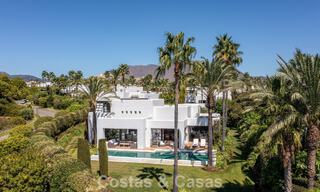 Villa espagnole moderne, prête à emménager, à vendre, entourée de parcours de golf de renom sur la Costa del Sol 788287 