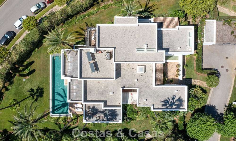 Villa espagnole moderne, prête à emménager, à vendre, entourée de parcours de golf de renom sur la Costa del Sol 788293
