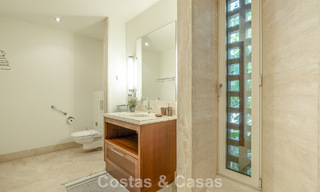 Villa espagnole moderne, prête à emménager, à vendre, entourée de parcours de golf de renom sur la Costa del Sol 788300 