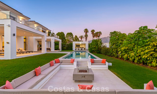 Villa exclusive avec vue mer à vendre dans une urbanisation sécurisée à La Quinta, Marbella - Benahavis 788535 