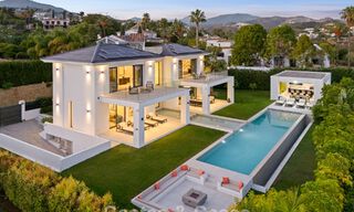 Villa exclusive avec vue mer à vendre dans une urbanisation sécurisée à La Quinta, Marbella - Benahavis 788539 