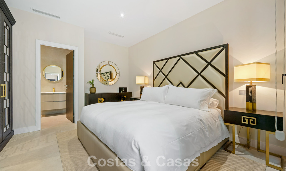 Villa exclusive avec vue mer à vendre dans une urbanisation sécurisée à La Quinta, Marbella - Benahavis 788540