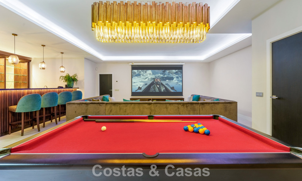 Villa exclusive avec vue mer à vendre dans une urbanisation sécurisée à La Quinta, Marbella - Benahavis 788549