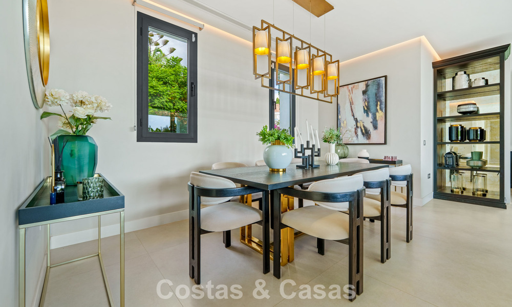 Villa exclusive avec vue mer à vendre dans une urbanisation sécurisée à La Quinta, Marbella - Benahavis 788552