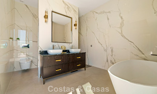 Villa exclusive avec vue mer à vendre dans une urbanisation sécurisée à La Quinta, Marbella - Benahavis 788580 