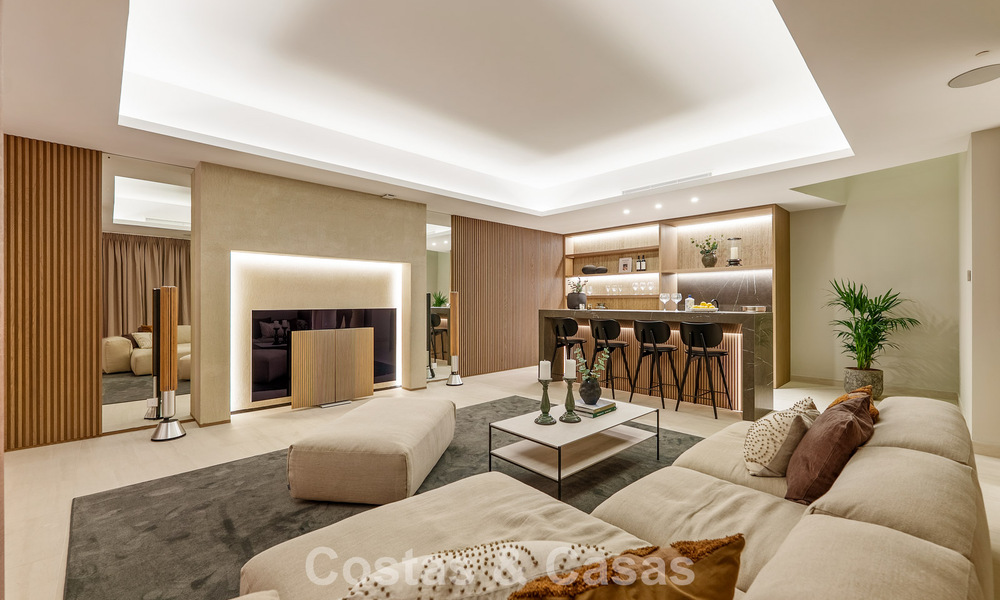 Maison avec vue panoramique sur la mer à vendre dans un complexe résidentiel sécurisé à Nueva Andalucia, Marbella 788597