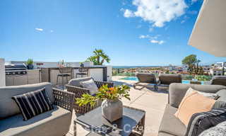 Maison avec vue panoramique sur la mer à vendre dans un complexe résidentiel sécurisé à Nueva Andalucia, Marbella 788607 