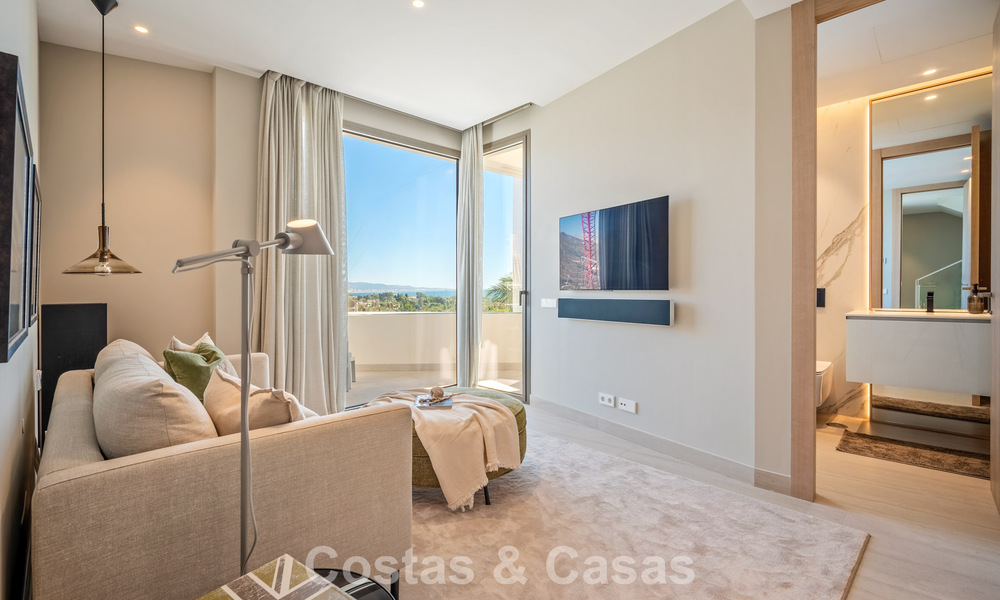 Maison avec vue panoramique sur la mer à vendre dans un complexe résidentiel sécurisé à Nueva Andalucia, Marbella 788613