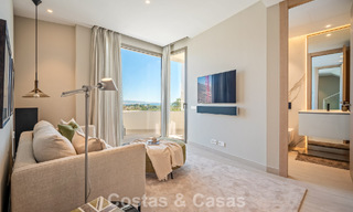 Maison avec vue panoramique sur la mer à vendre dans un complexe résidentiel sécurisé à Nueva Andalucia, Marbella 788613 