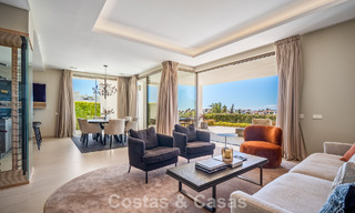 Maison avec vue panoramique sur la mer à vendre dans un complexe résidentiel sécurisé à Nueva Andalucia, Marbella 788635 