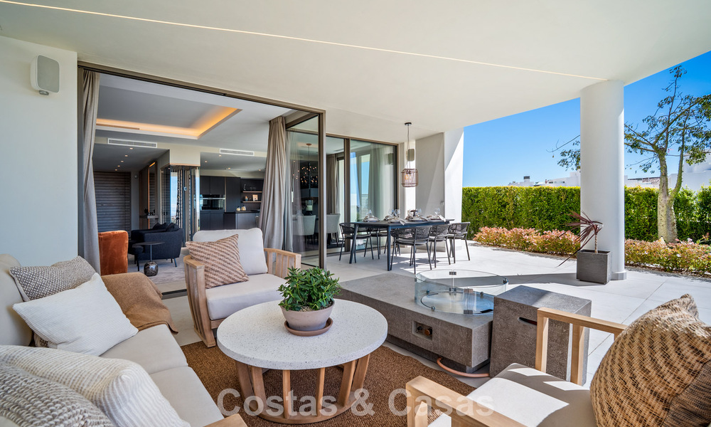 Maison avec vue panoramique sur la mer à vendre dans un complexe résidentiel sécurisé à Nueva Andalucia, Marbella 788637