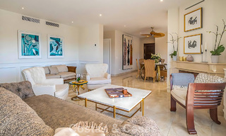 Spacieuse villa de style méditerranéen à vendre dans le quartier résidentiel prisé de Benahavis à Marbella 788679 