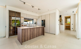 Villa de luxe contemporaine, prête à emménager, à vendre à quelques pas de la plage et du centre-ville de San Pedro - Marbella 788832 