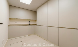 Villa de luxe contemporaine, prête à emménager, à vendre à quelques pas de la plage et du centre-ville de San Pedro - Marbella 788854 