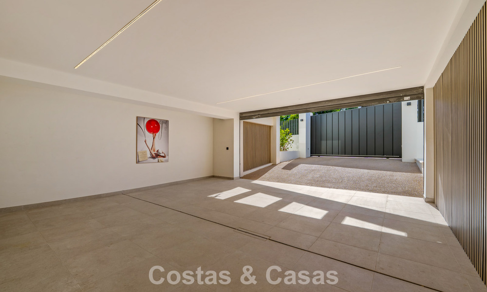 Villa de luxe contemporaine, prête à emménager, à vendre à quelques pas de la plage et du centre-ville de San Pedro - Marbella 788855